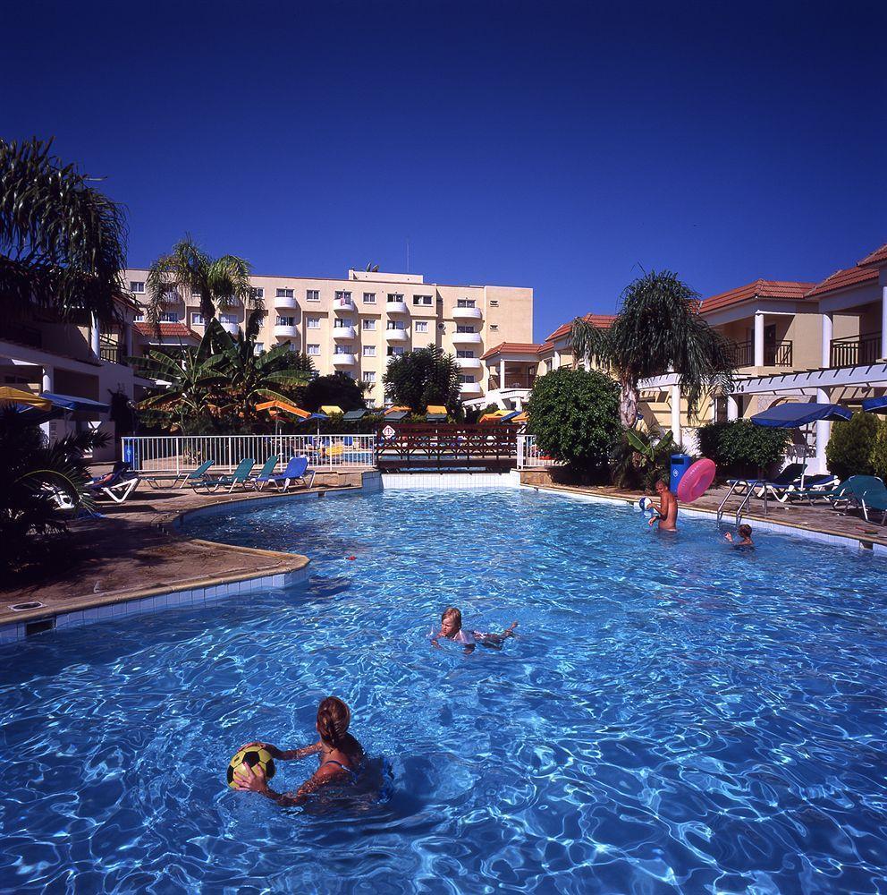 Jacaranda Hotel Apartments Protaras Exterior foto