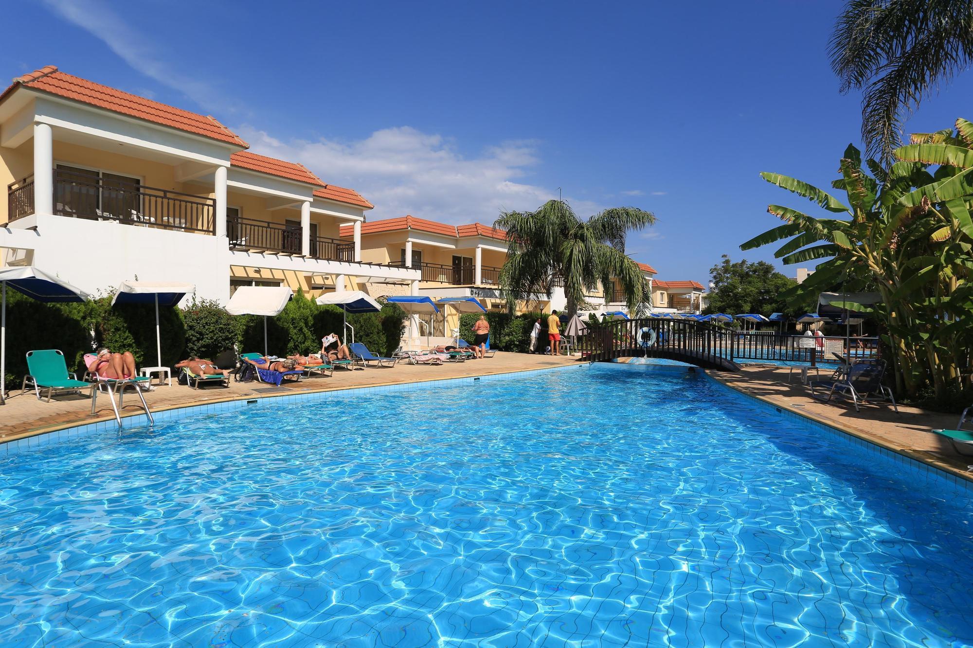 Jacaranda Hotel Apartments Protaras Exterior foto