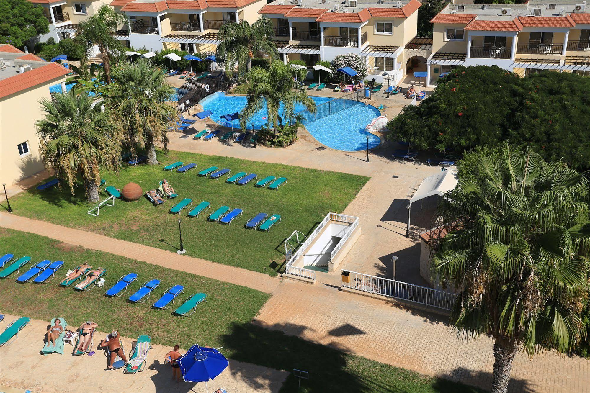Jacaranda Hotel Apartments Protaras Exterior foto