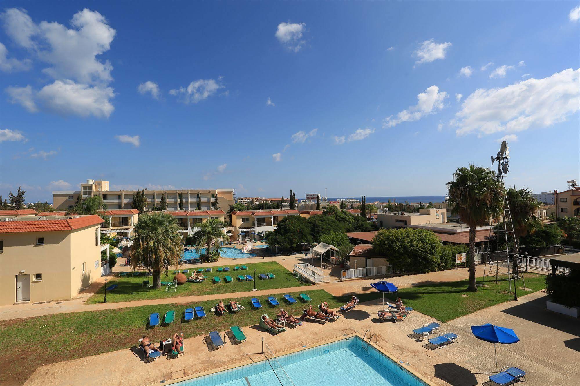 Jacaranda Hotel Apartments Protaras Exterior foto